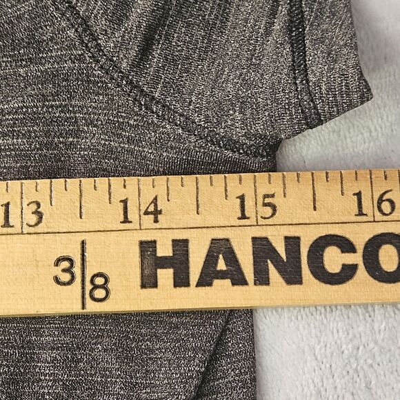 Lululemon Run: Wild Short Sleeve Shirt Tech Gray Women's Size 4 Reflective Strip - Picture 8 of 9